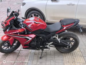 二手本田CBR400R