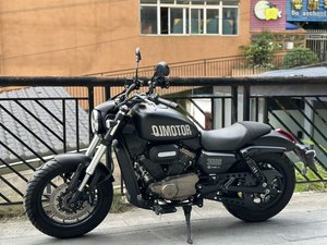 二手QJMOTOR闪300