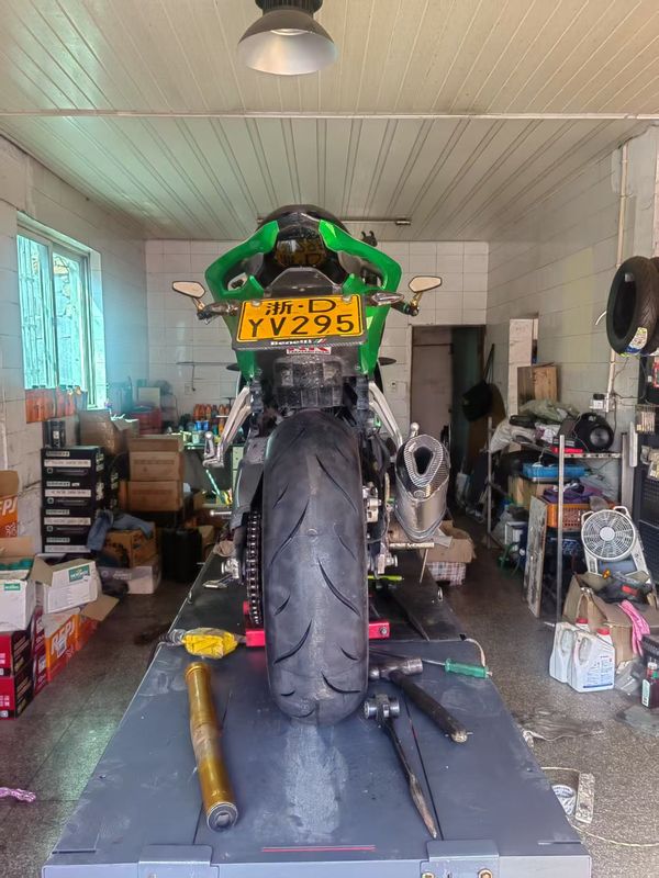 二手贝纳利龙卷风 Tornado 252R