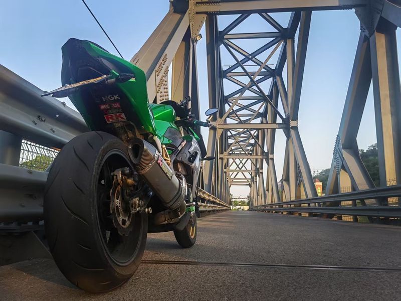 二手贝纳利龙卷风 Tornado 252R