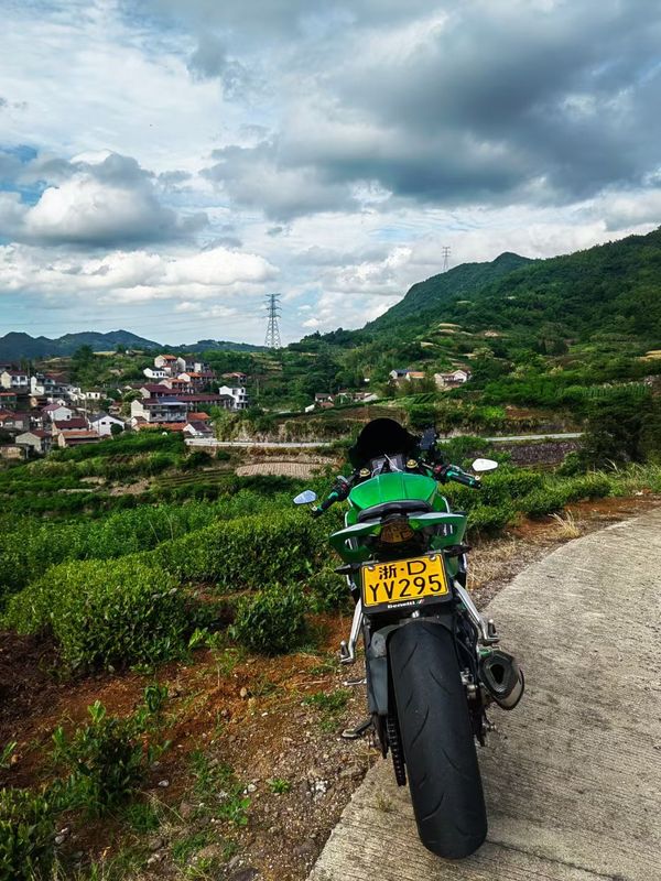 二手贝纳利龙卷风 Tornado 252R