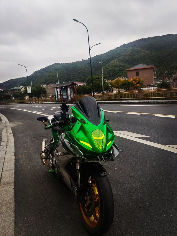 二手贝纳利龙卷风 Tornado 252R