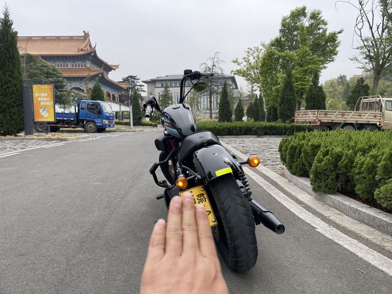 二手哈雷戴维森硬汉 lron 1200