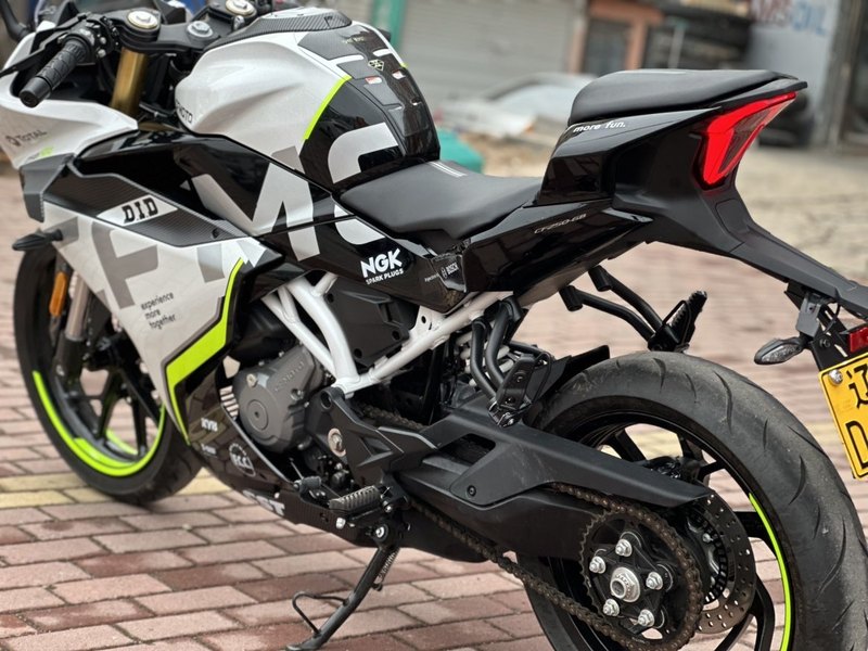 二手春风250SR