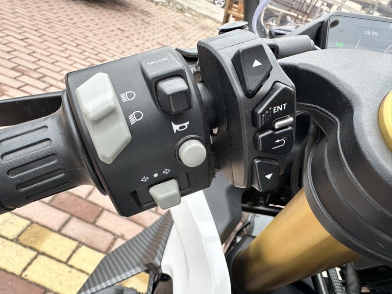 二手春风250SR