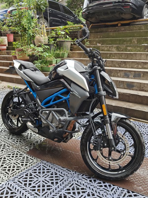 二手春风250NK