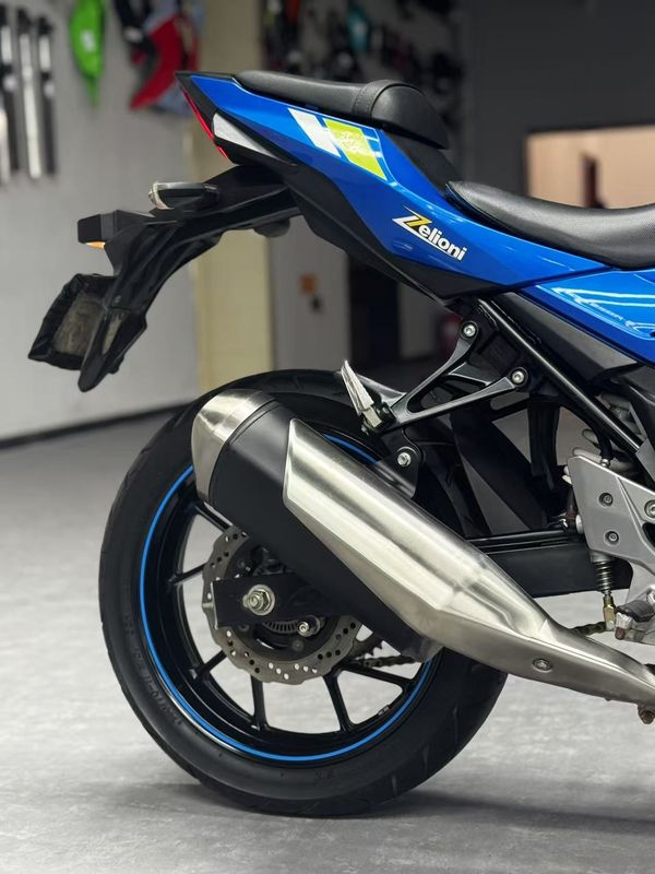 二手豪爵铃木GSX250R