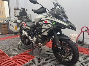 二手贝纳利金鹏 TRK502