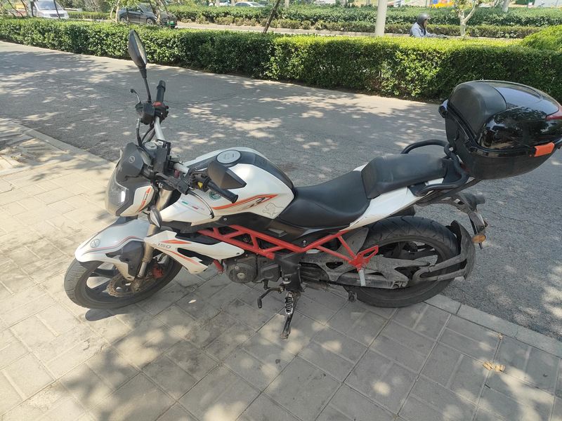 二手贝纳利红宝龙 TNT150i