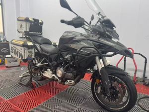 二手贝纳利金鹏 TRK502