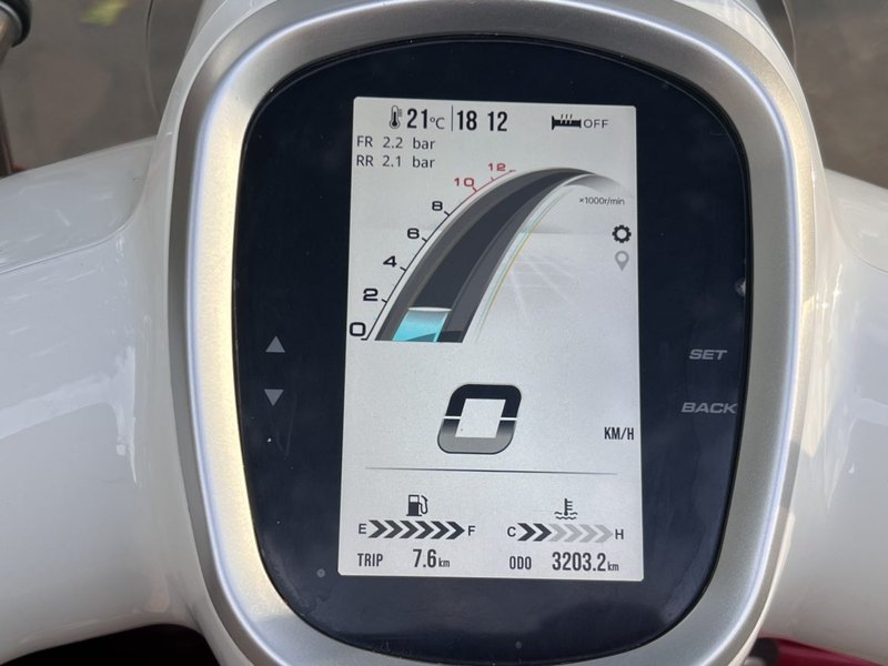 二手南方梦拉丽莎 飞戈