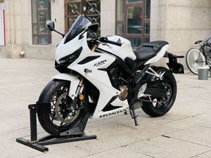 二手本田CBR650R