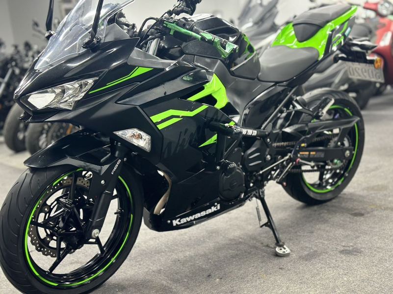 二手川崎Ninja 400
