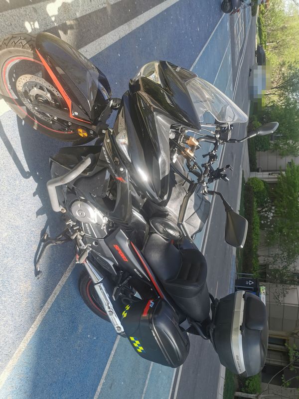 二手豪爵铃木骊驰 GW 250F