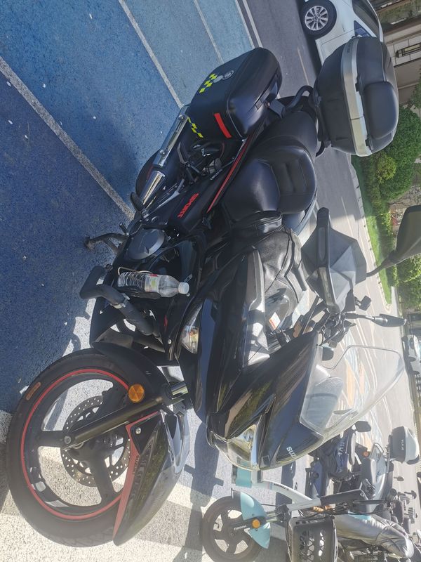 二手豪爵铃木骊驰 GW 250F