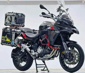 二手贝纳利金鹏 TRK502