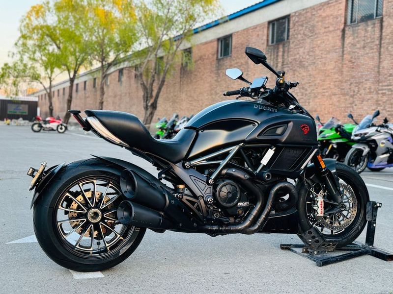 二手杜卡迪Diavel 
