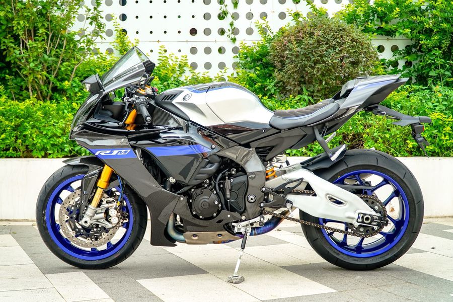 二手雅马哈YZF-R1