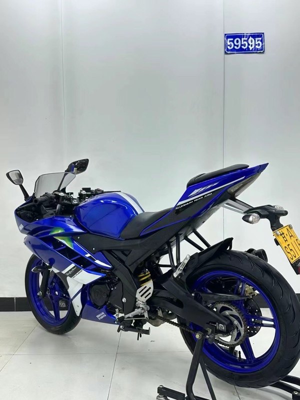 二手雅马哈YZF-R15