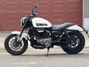 二手QJMOTOR闪300