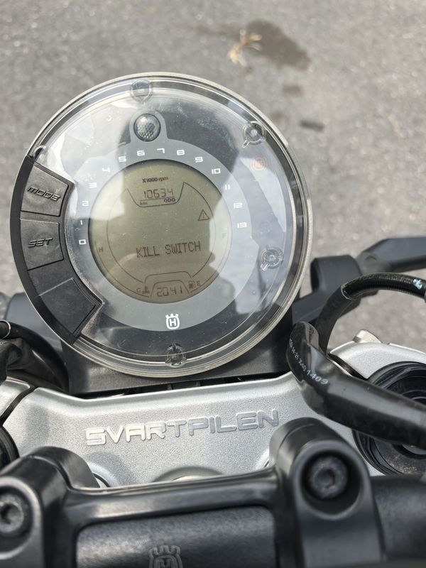 二手HUSQVARNA黑箭 401