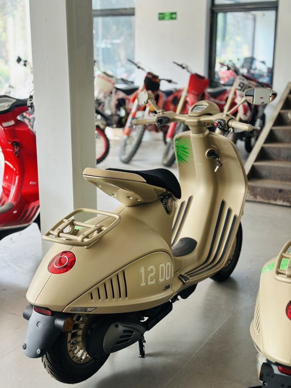 二手VESPA946
