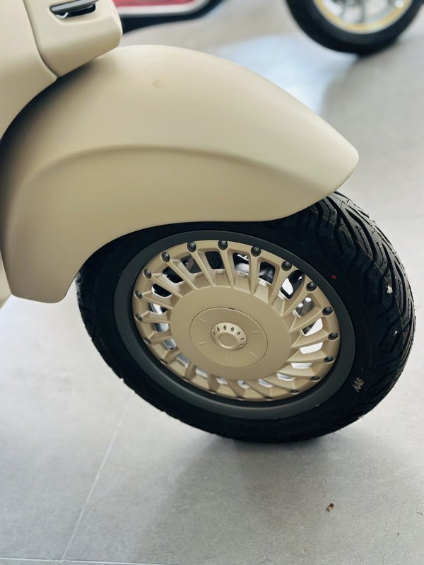 二手VESPA946