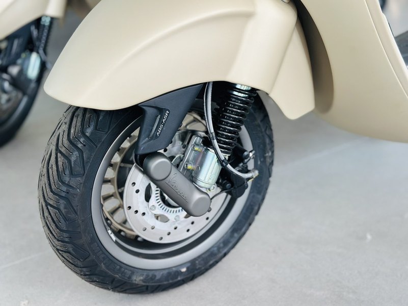 二手VESPA946