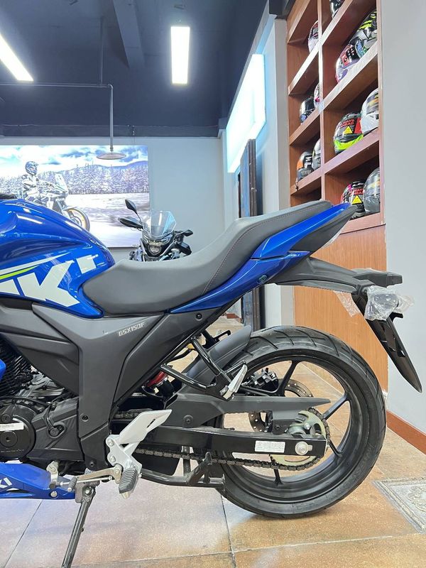 二手济南铃木极客飒 Gixxer 155