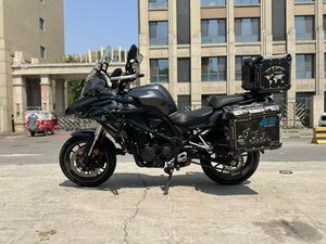 二手贝纳利金鹏 TRK502
