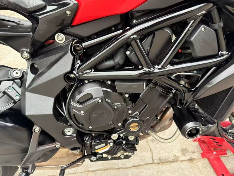 二手奥古斯塔Brutale 800
