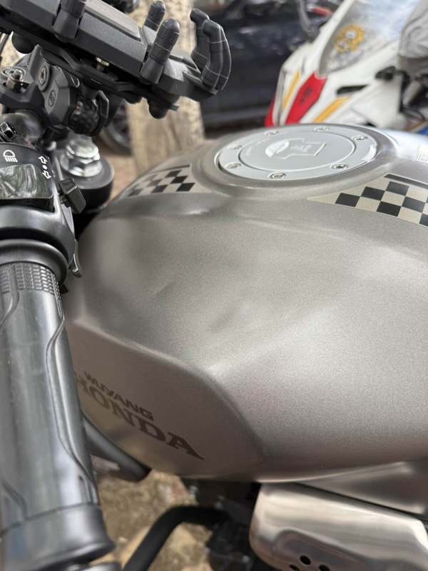 二手五羊本田鸷道 CB190SS