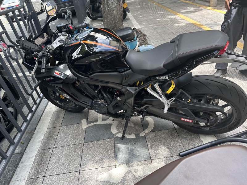 二手本田CBR650R