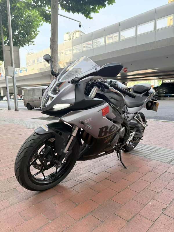 二手贝纳利龙卷风 Tornado 252R