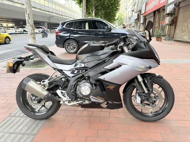 二手贝纳利龙卷风 Tornado 252R