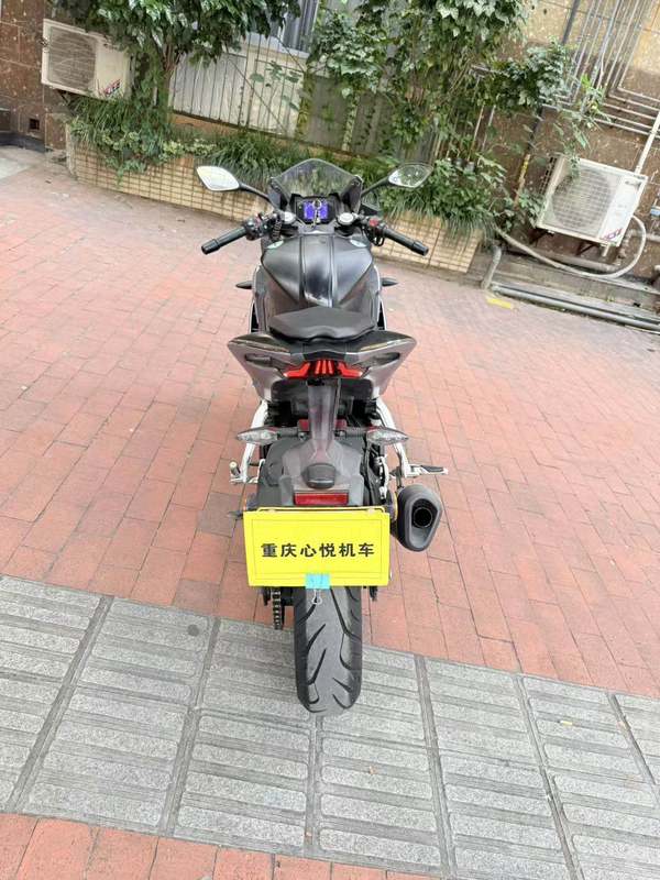 二手贝纳利龙卷风 Tornado 252R