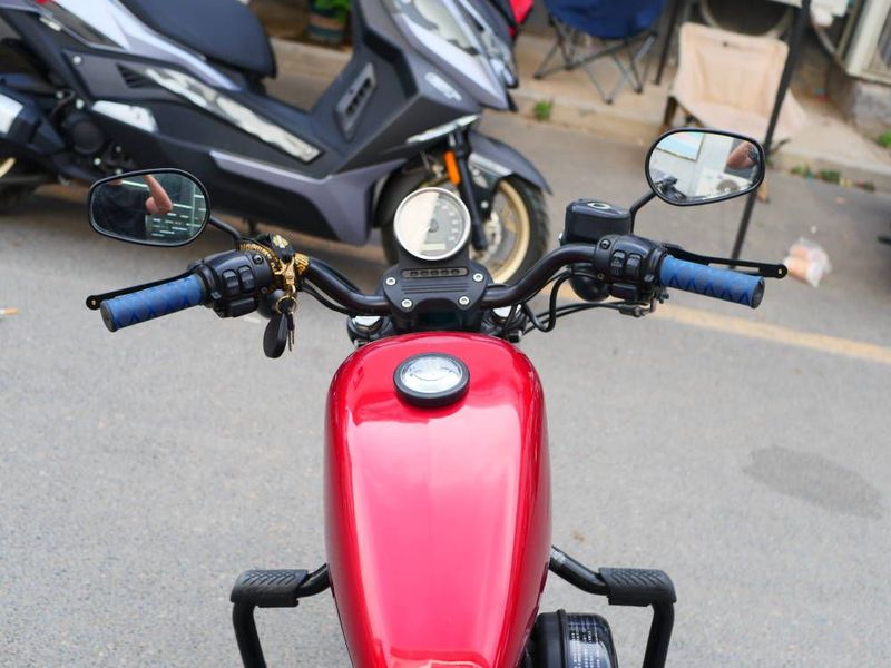 二手哈雷戴维森Iron883 硬汉