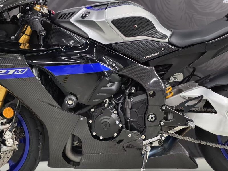 二手雅马哈YZF-R1