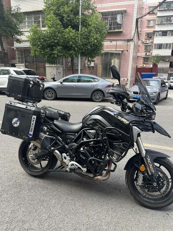 二手贝纳利TRK702