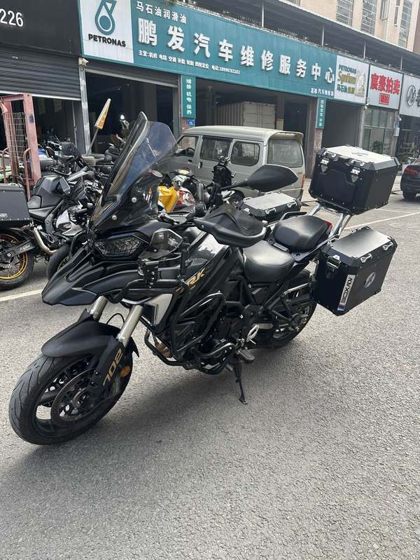 二手贝纳利TRK702