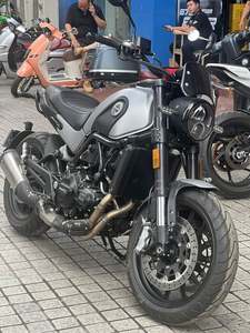 二手贝纳利幼狮 Leoncino 500