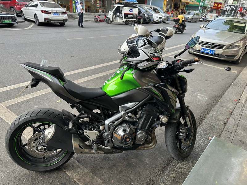 二手川崎Z900
