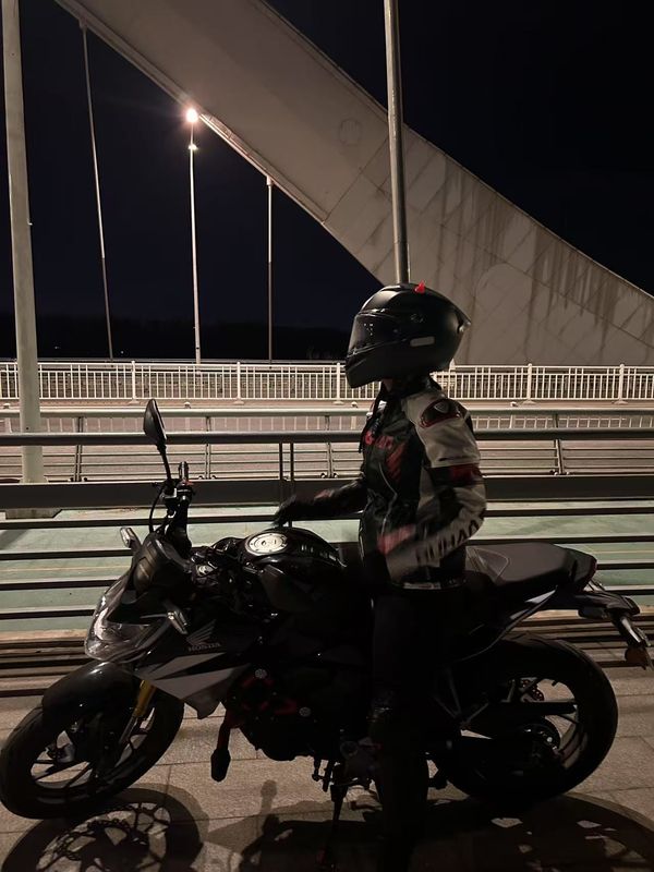 二手五羊本田CB190R 暴锋眼