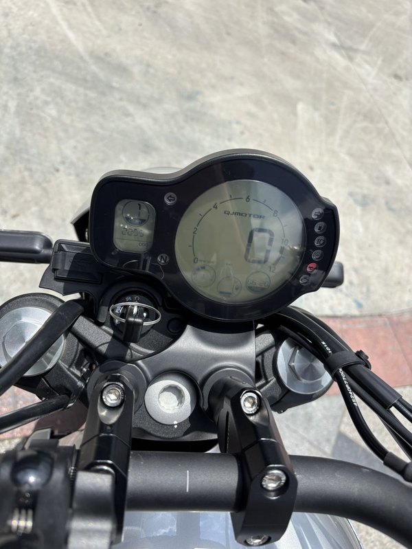 二手QJMOTOR逸550