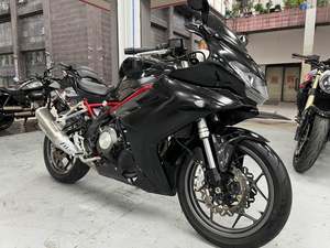 二手贝纳利龙卷风 Tornado 302R