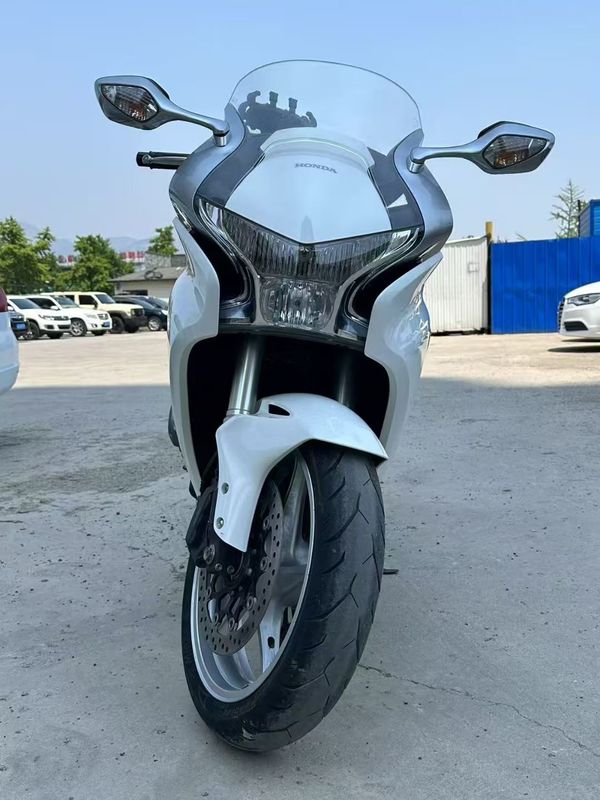 二手本田VFR 1200F