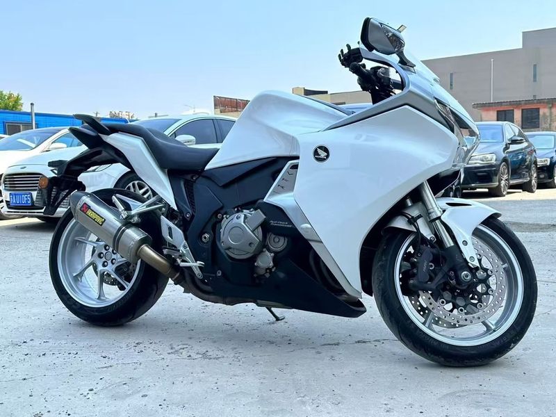 二手本田VFR 1200F