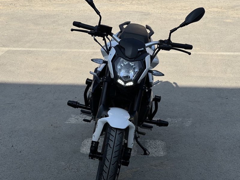 二手贝纳利红宝龙 TNT150i