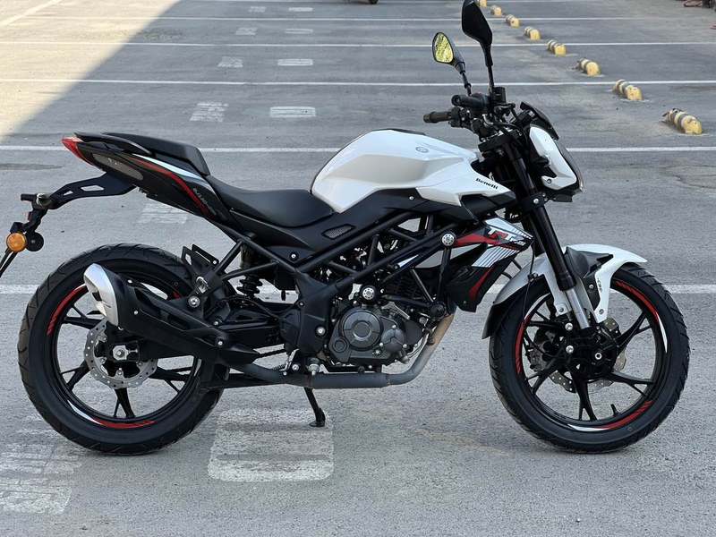 二手贝纳利红宝龙 TNT150i