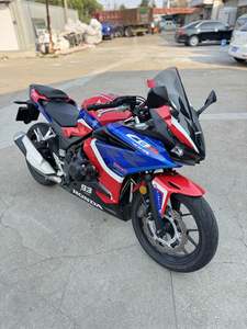 二手本田CBR400R